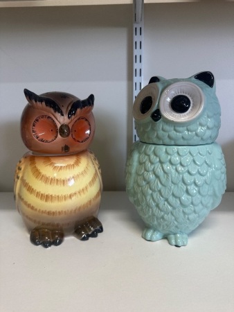 2x Vintage Ceramic Owl Biscuit Jars