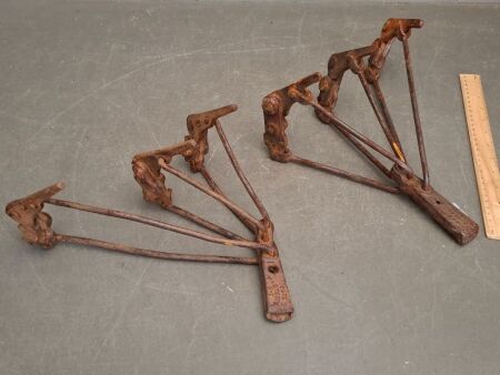 2x Vintage Wire Strainers