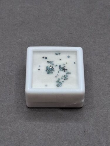 0.40 Carats Blue Diamond Gemstones