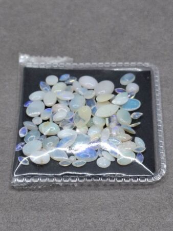 15 Carats Opal Solids Gemstones