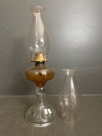 Vintage Keroscene Lantern + Extra Flute&nbsp;