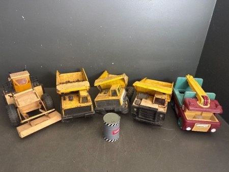 3x Various Sized Vintage Metal Tonka Trucks + Metal Tractor