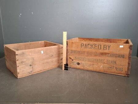 2x Wooden Vintage Crates
