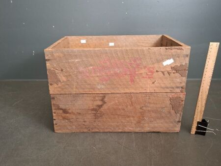 Vintage Nestles Vi Lactogen Wooden Crate&nbsp;
