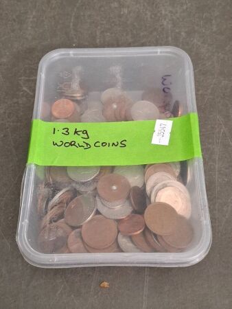 1.3kg of World Coins