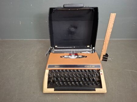 Sears Achiever 600 Portable Typewriter