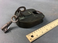 Vary Rare XL Chubb's New Patent 5.75" Brass & Iron Padlock c1837-38 with Original Key - 3