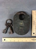 Vary Rare XL Chubb's New Patent 5.75" Brass & Iron Padlock c1837-38 with Original Key - 10
