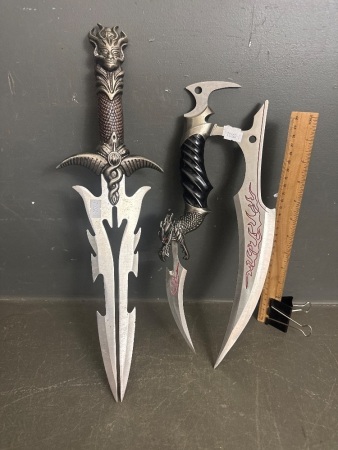 2 Fantasy Knives