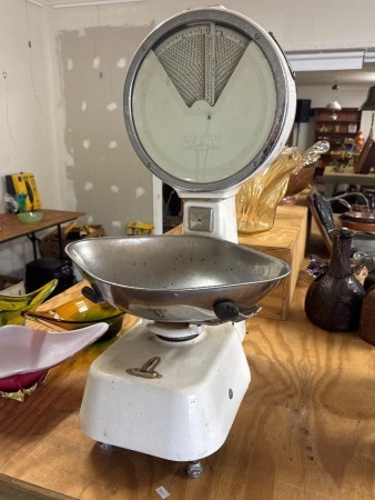 Commercial Avery Bench Scales