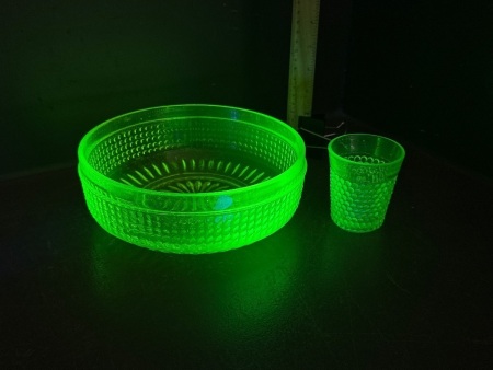 Vasoline Uranium Glass Bowl with Cup