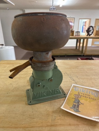Viking Cream Seperator