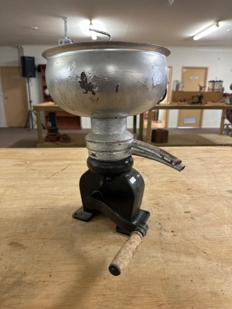 Vintage Cream Seperator - Unmarked