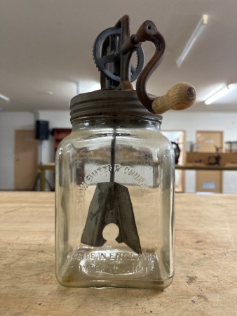 Blow Butter Churn - (Eng) - 3 Imp Quarts
