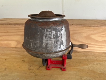 SUNRISE Rovolving Butter Churn