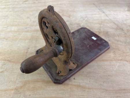 Hand Crank Rope Making Machine
