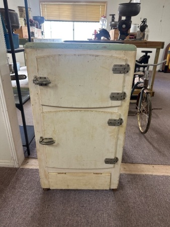 Retro Wooden Ice Box