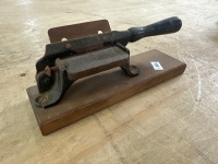 McMillan Tabacco Cutter - 2
