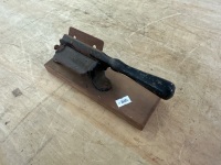 McMillan Tabacco Cutter - 3
