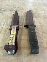 2x Carbon Steel Blade Knives - 2