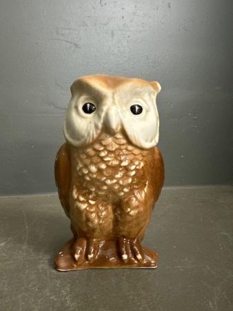 Token Pottery Ltd England Staffordshire Ceramin Owl