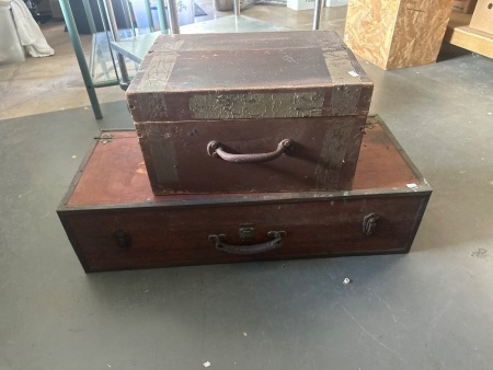 2 Wooden Boxes