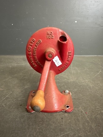 Vintage Spong and Co Bean Slicer no.102 - Made in England