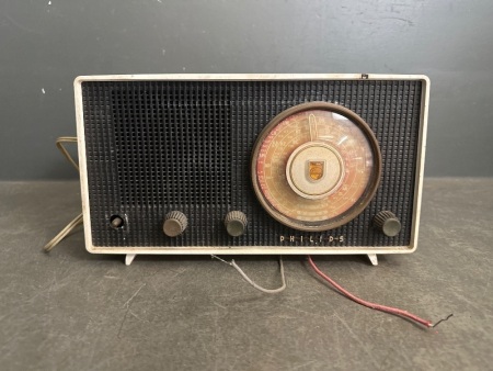 Mid-Century Philips Mantle Radio