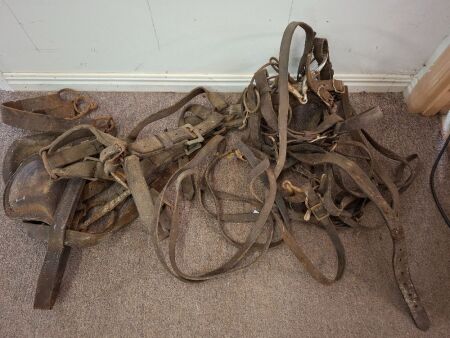 Mixed Leather Lot