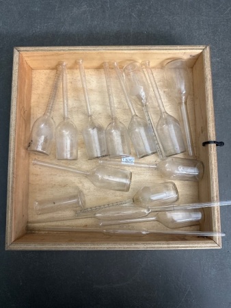 Box Lot of Vintage Scientific Beakers