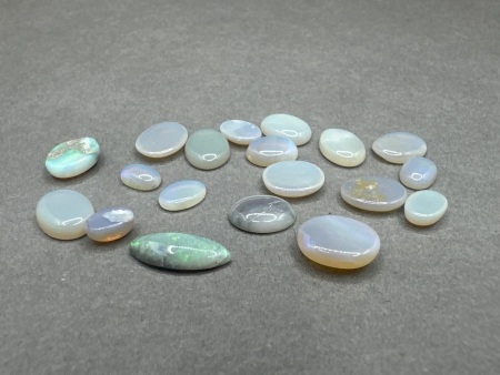 15 Carats Opal Solids Gemstones