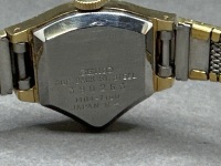 Mid Century Seiko Watch - Wind up Working - 4