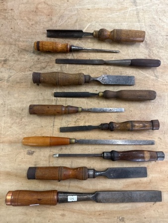 Quantity of Old Chisels&nbsp;