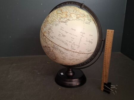 Australian Geographic World Globe
