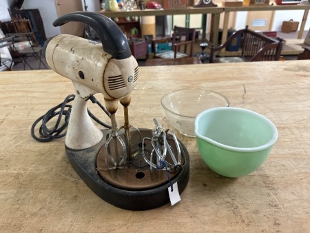 Vintage Sunbeam Mix Master White