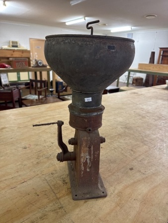Antique Cream Separator - for respiration - 7prm