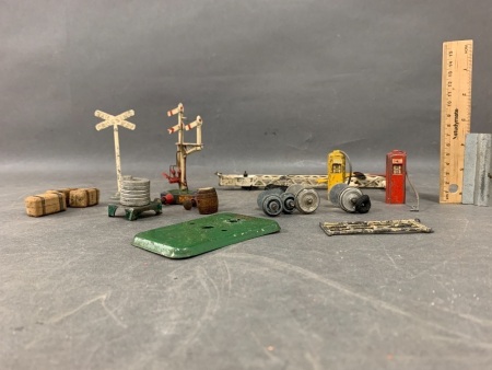 Collection of Vintage Accessories for Model Trains inc. Points, Bowsers,Â  Wool Bales, Barrel Etc