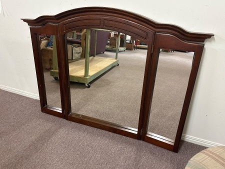 3 Pannel Bassett Mirror