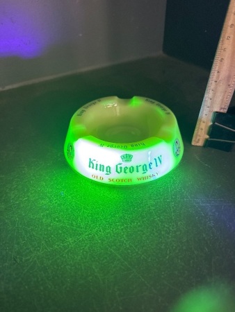 King George IV Old Scotch Whisky Uranium Glass Ashtray