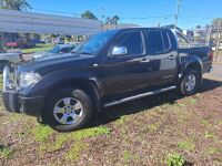 Black Nissan Navara SL-X - 6 Speed Manual V6 Petrol 4L - 4WD - 2006 Model - Dual Cab Truck - Odometer Indicating 192911 - VIN VSKCLND40A0126252 - Nudge Bar - Tow Ball - Chrome Roll Bar - Side Steps - Working A/C - Alpine Stereo - Sub Woofer - Tonneau Cove