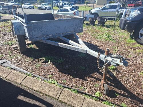 1977 Box Trailer - Metal and Wood - Chassis No QPE3597 - 7 Pin Flat Trailer Plug Attached - Jockey Wheel