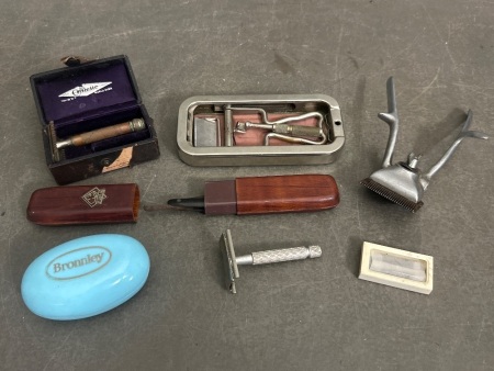 Selection of Vintage Shaving Equipment - Incs Rolls Razor - Pums Straight Razor - Boxed Gillette Razor - Manual Hair Clippers