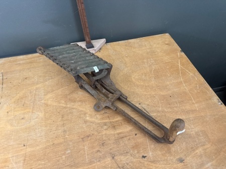 Vintage Sun Apple Slicer