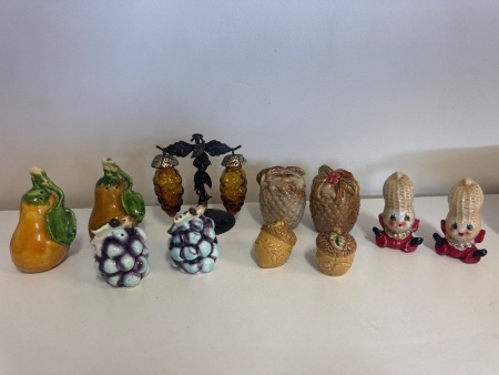 6 Vintage Fruit Inspired Salt & Pepper Shakers