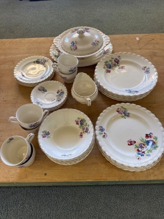 Vintage J&G Meakin SOL Flower 39 Piece Dinner Set