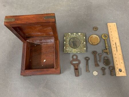 Small Brass Edged Wooden Box with Collection of Keys, Padlock etc
