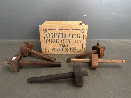 5 Wooden Scribes