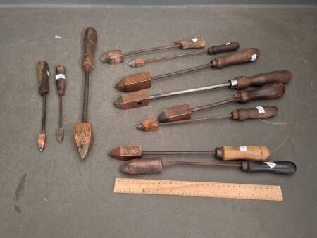 11 x Soldering Irons