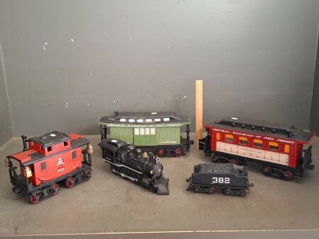 Beam Kentucky Straight Bourbon Whiskey Train Set Decanters