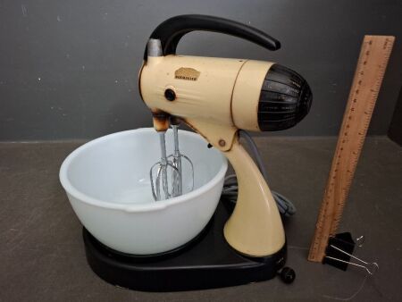 Vintage Yellow Sunbeam Mixmaster and Bowl